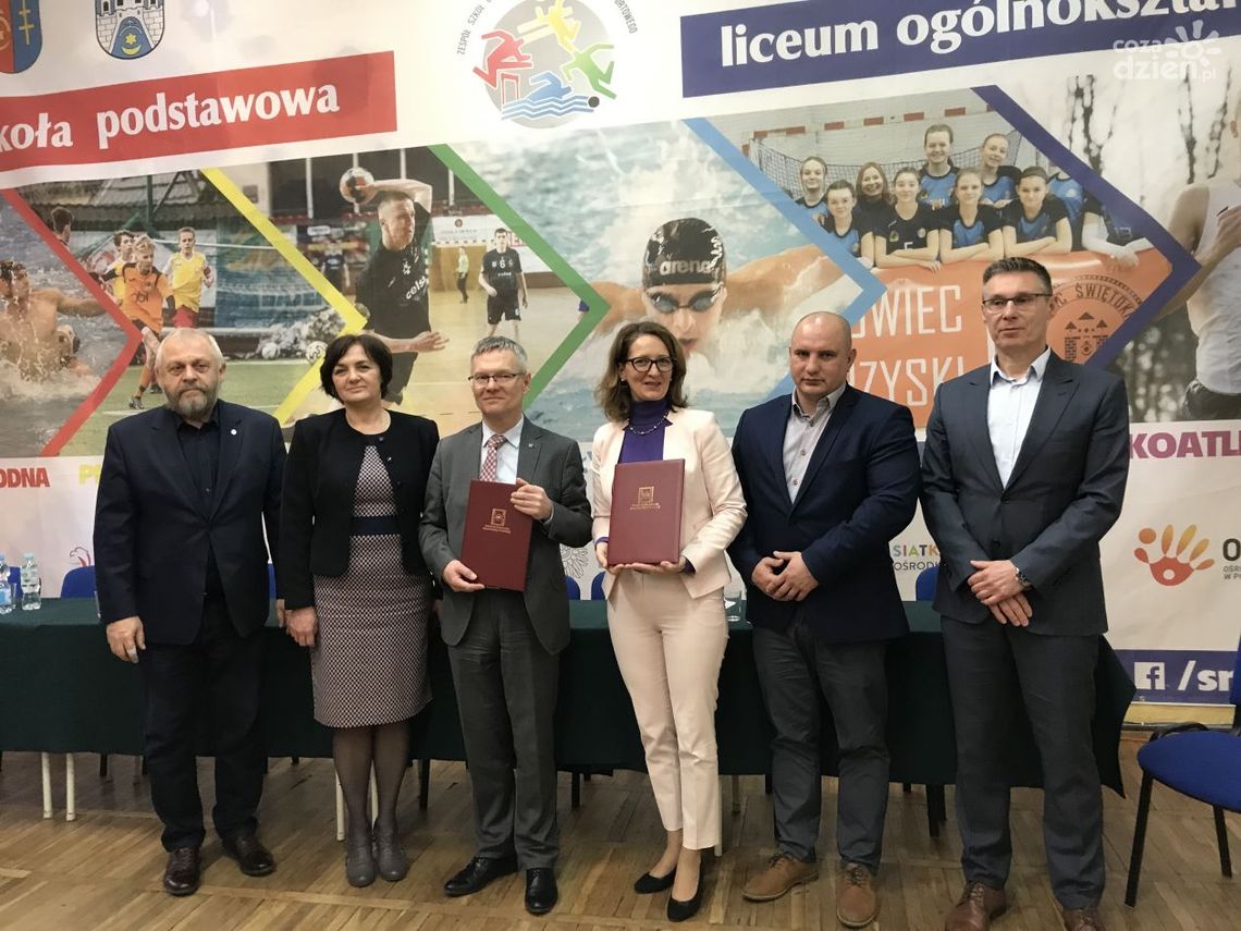 Sportowcy z Ostrowca mile widziani na Politechnice Świętokrzyskiej Sportowcy z Ostrowca mile widziani na Politechnice Świętokrzyskiej