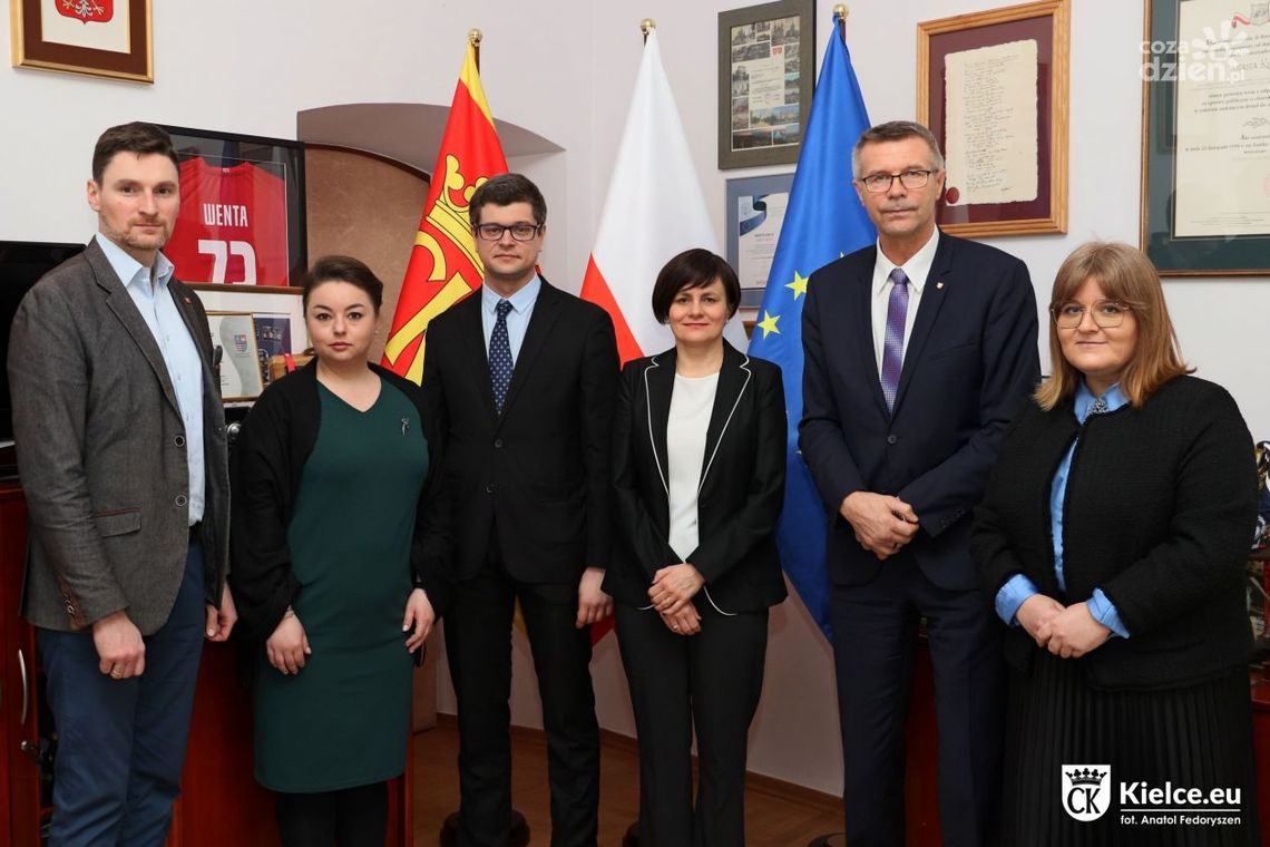 Spotkanie prezydenta Kielc z Konsul Generalną RP we Lwowie Spotkanie prezydenta Kielc z Konsul Generalną RP we Lwowie