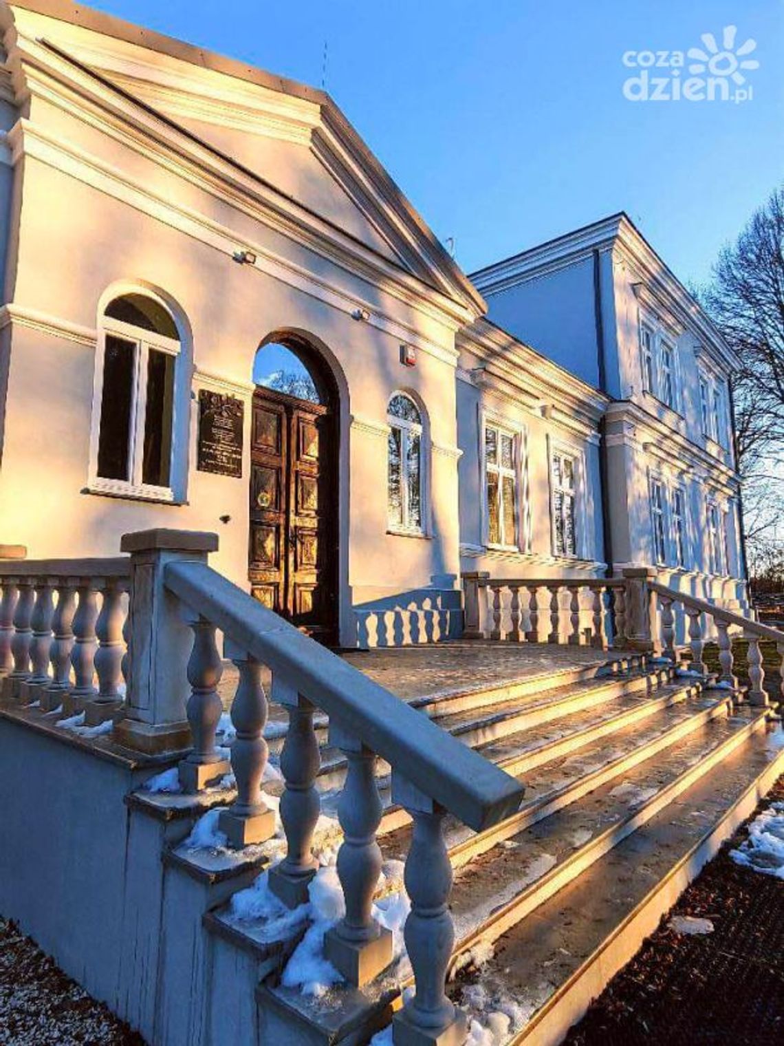 Spotkanie z książką i poezją śpiewaną Spotkanie z książką i poezją śpiewaną