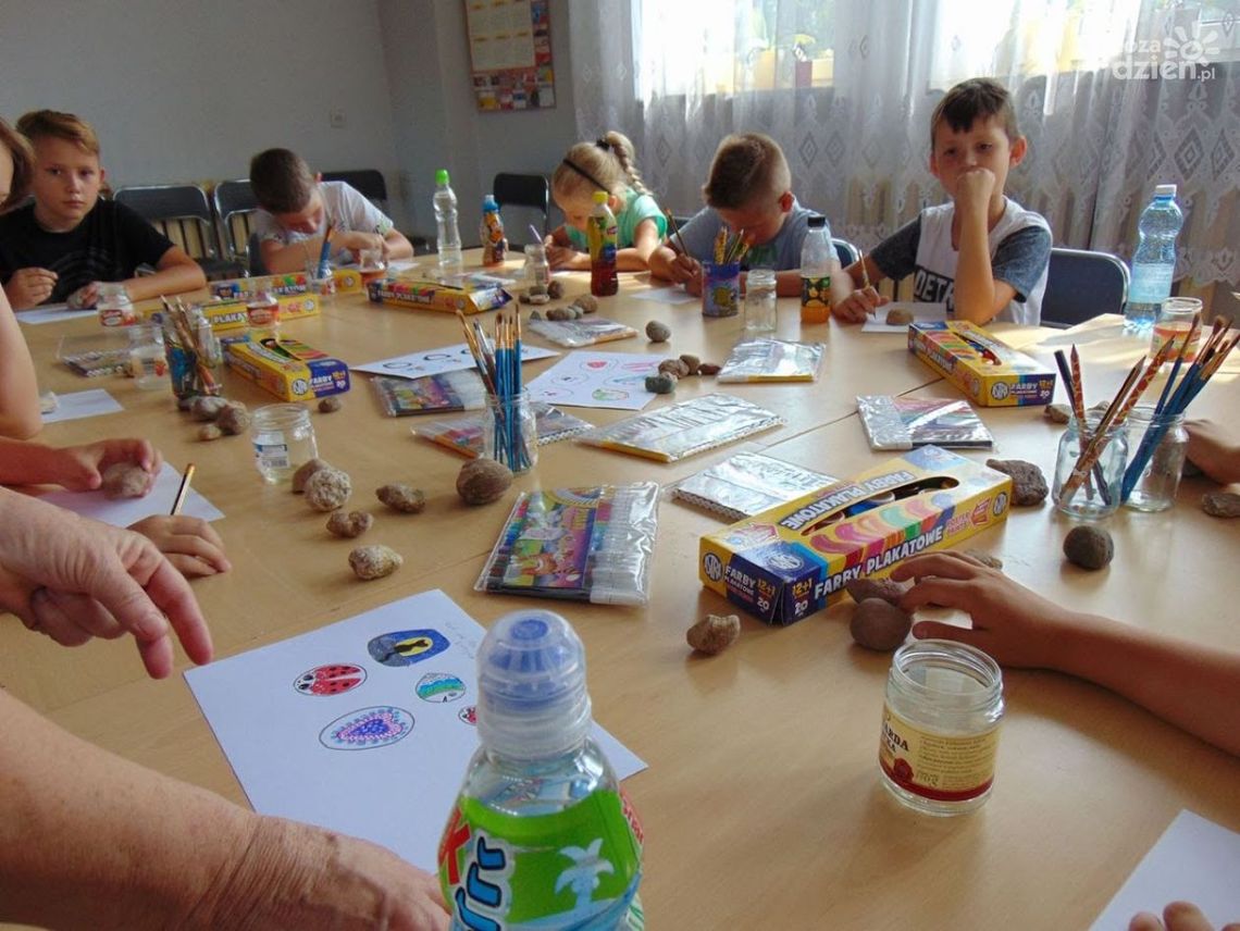 Sprawdź! Super wakacje z Domem Kultury w Ćmielowie Sprawdź! Super wakacje z Domem Kultury w Ćmielowie