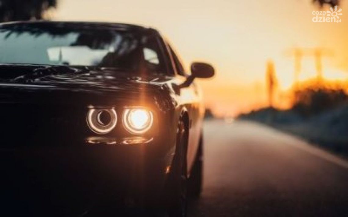 Sprawdź światła w swoim aucie Sprawdź światła w swoim aucie