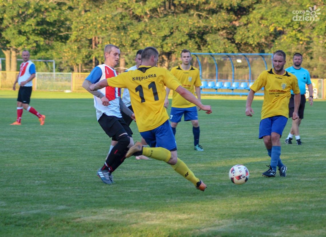 Stal Kunów wraca na pozycję lidera - grały ligi w regionie