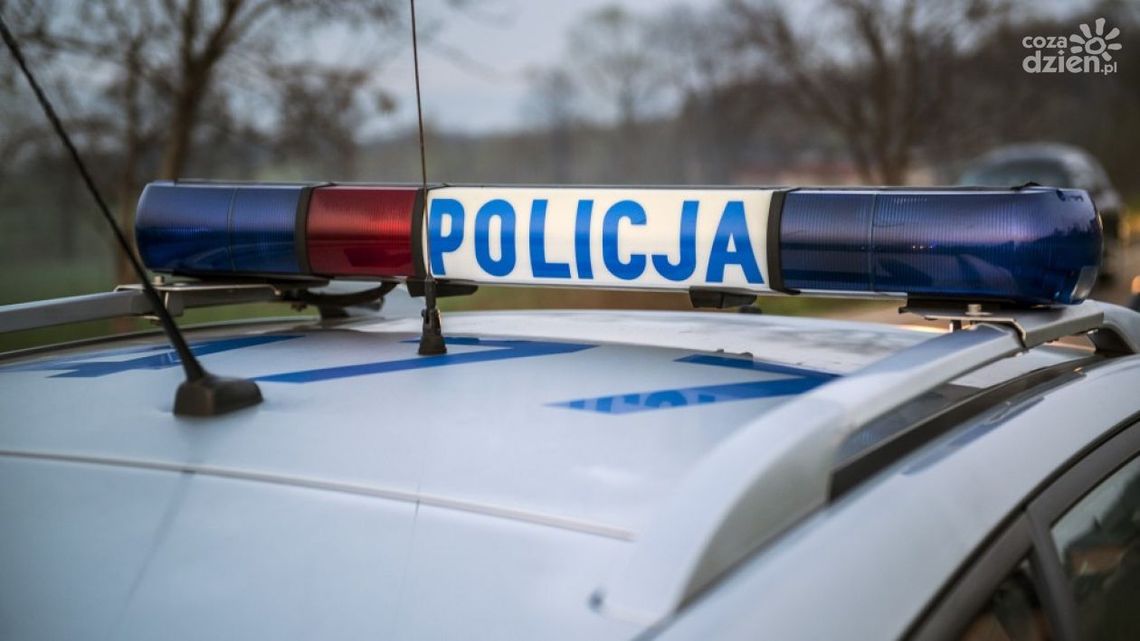 Starachowice: 34-latek zatrzymany za kradzieże w drogerii. Miał przy sobie narkotyki