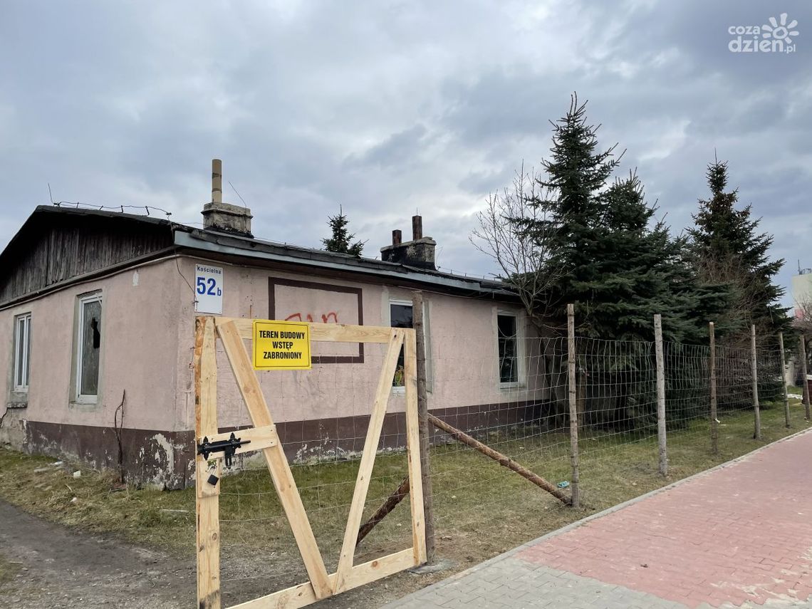 Starachowice: jest barak, będzie blok Starachowice: jest barak, będzie blok