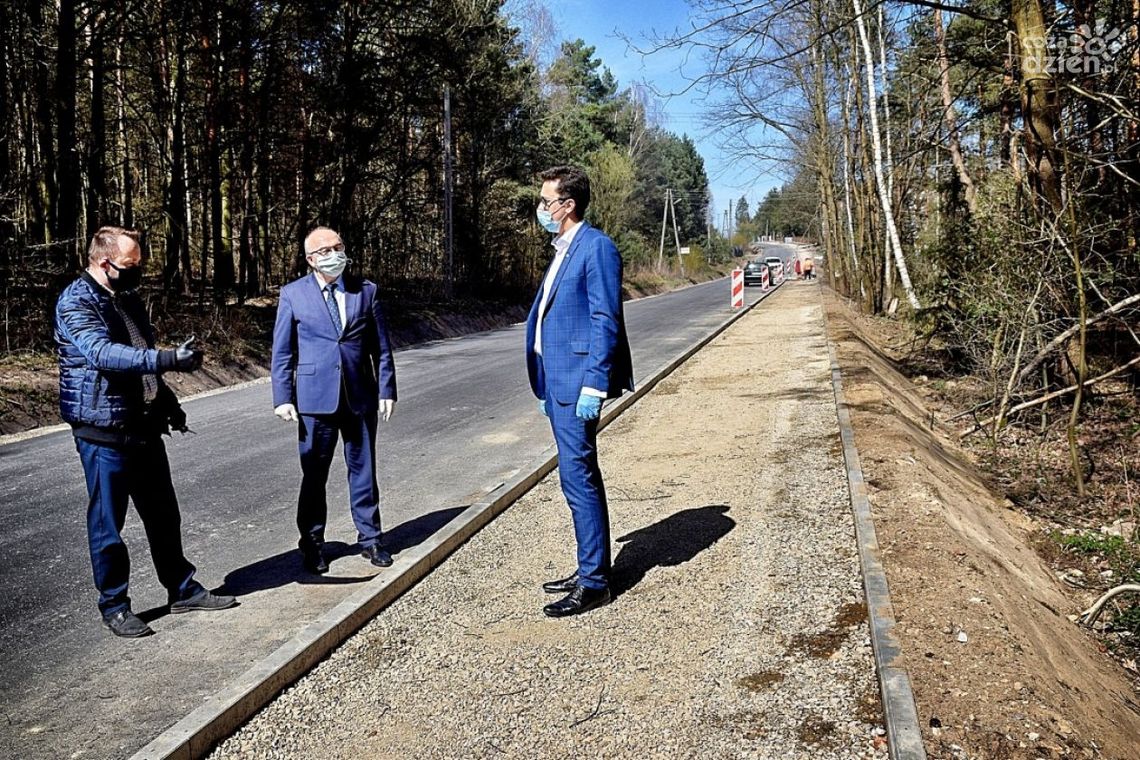 Starachowice. Na drogach praca wre