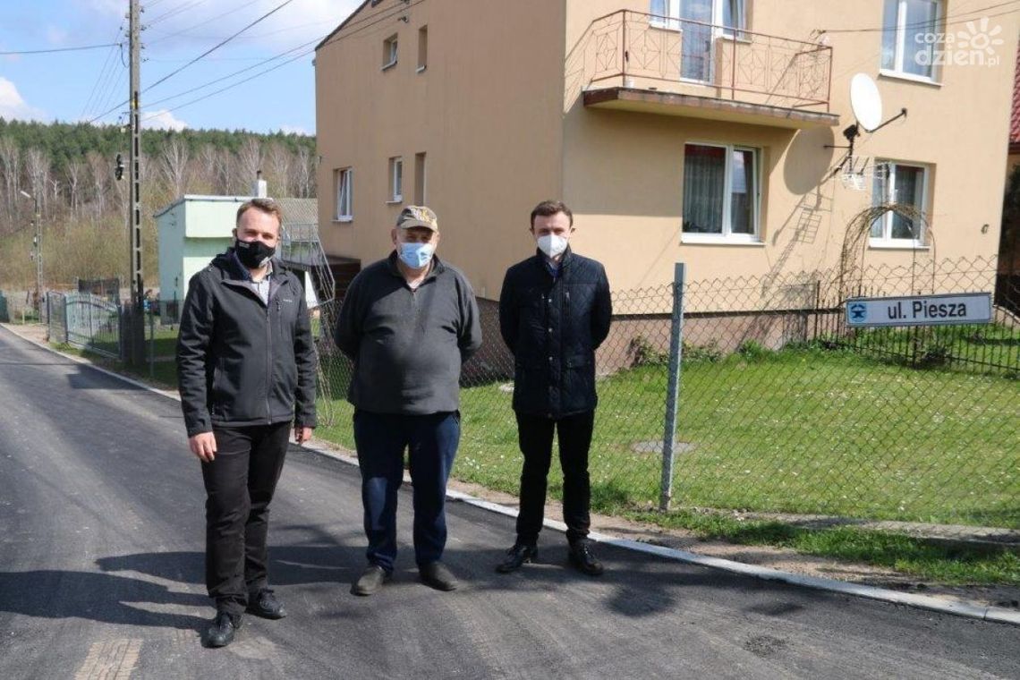 Starachowice nadrabiają zaległości drogowe 