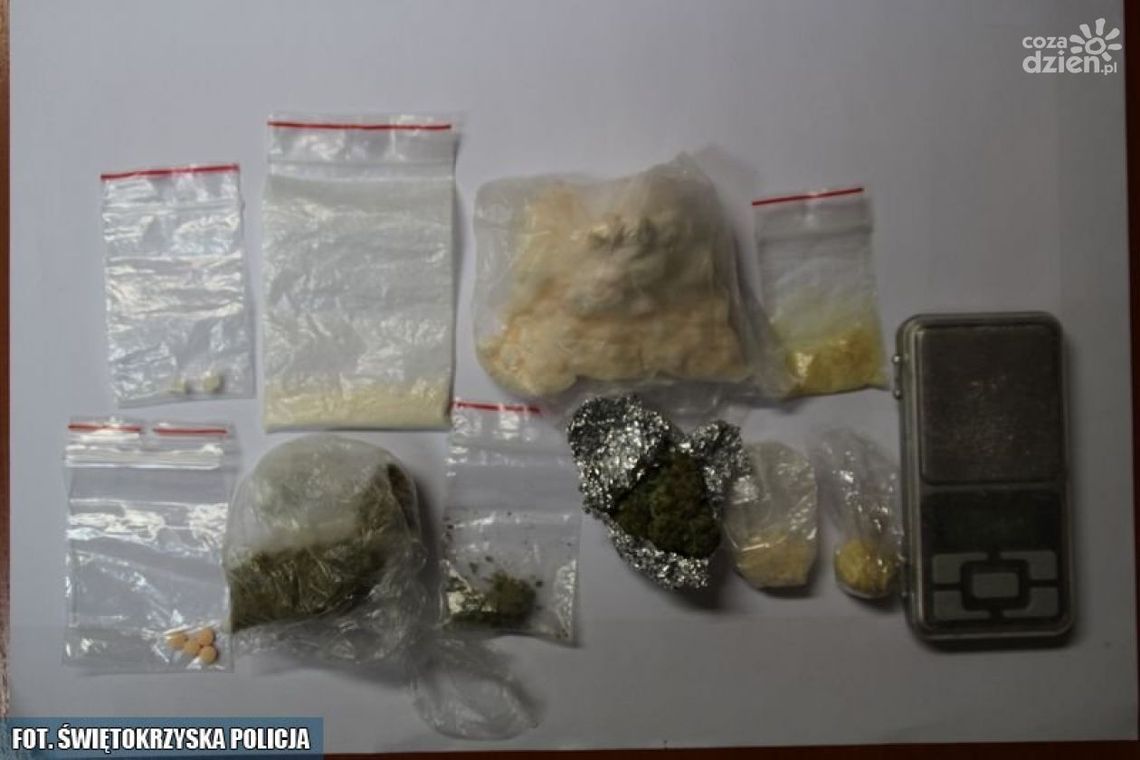 Starachowice. Narkotykowe zatrzymanie Starachowice. Narkotykowe zatrzymanie