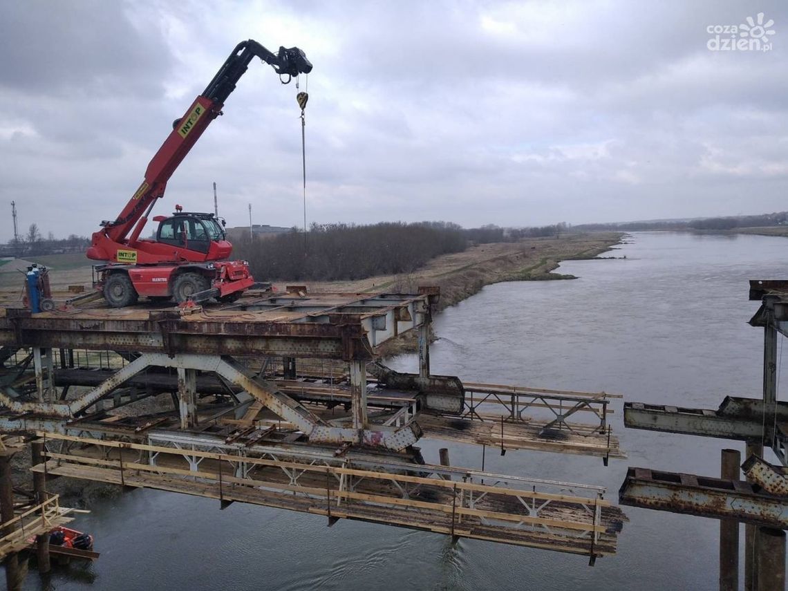 Stary most w Sandomierzu przecięty Stary most w Sandomierzu przecięty