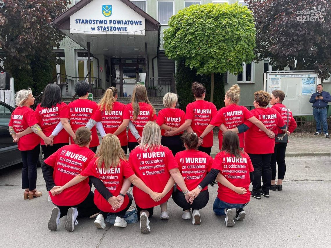 Staszów walczy o porodówkę Staszów walczy o porodówkę