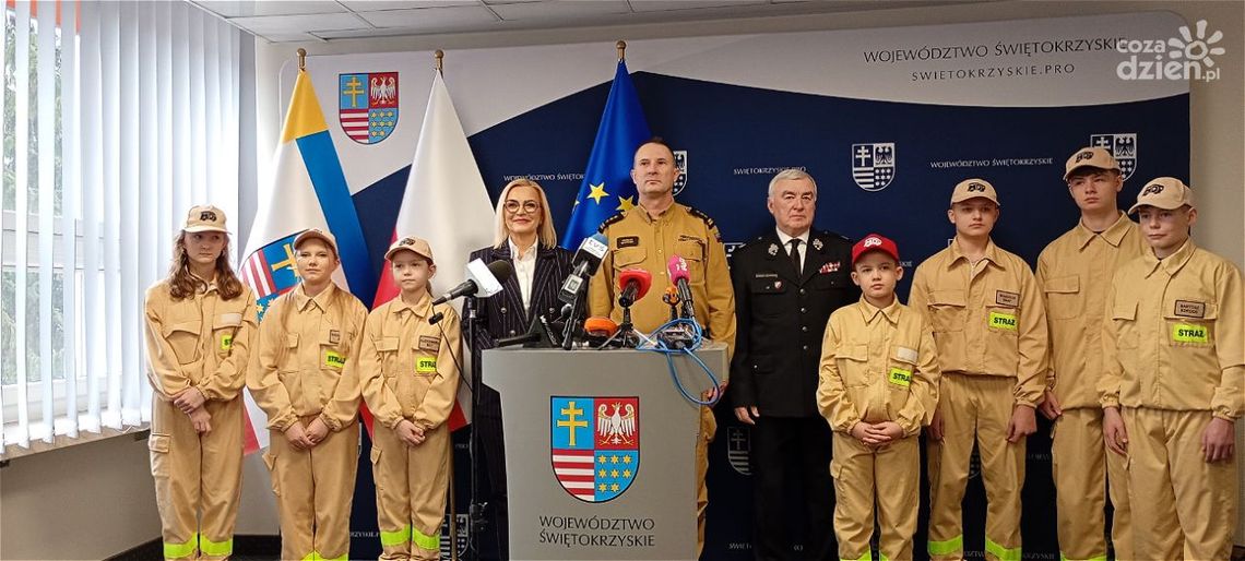 „Strażacy Jutra” – rusza konkurs wsparcia dla Młodzieżowych i Dziecięcych Drużyn Pożarniczych w Świętokrzyskiem „Strażacy Jutra” – rusza konkurs wsparcia dla Młodzieżowych i Dziecięcych Drużyn Pożarniczych w Świętokrzyskiem