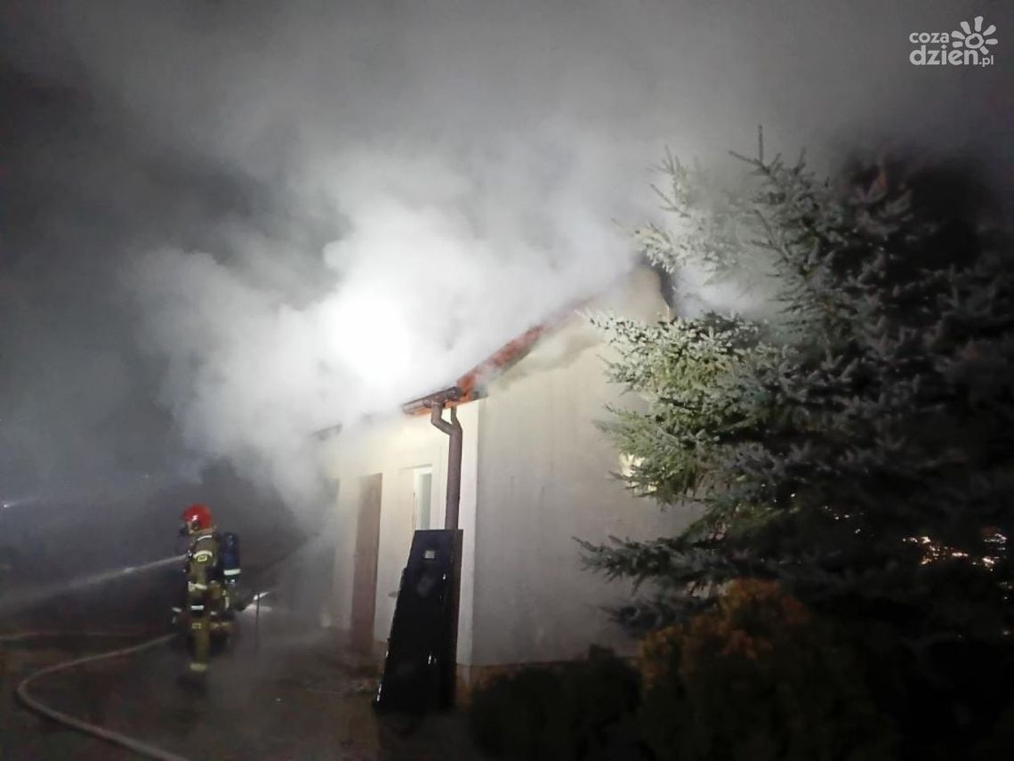 Strażacy ostrzegają przed niebezpieczeństwem Strażacy ostrzegają przed niebezpieczeństwem