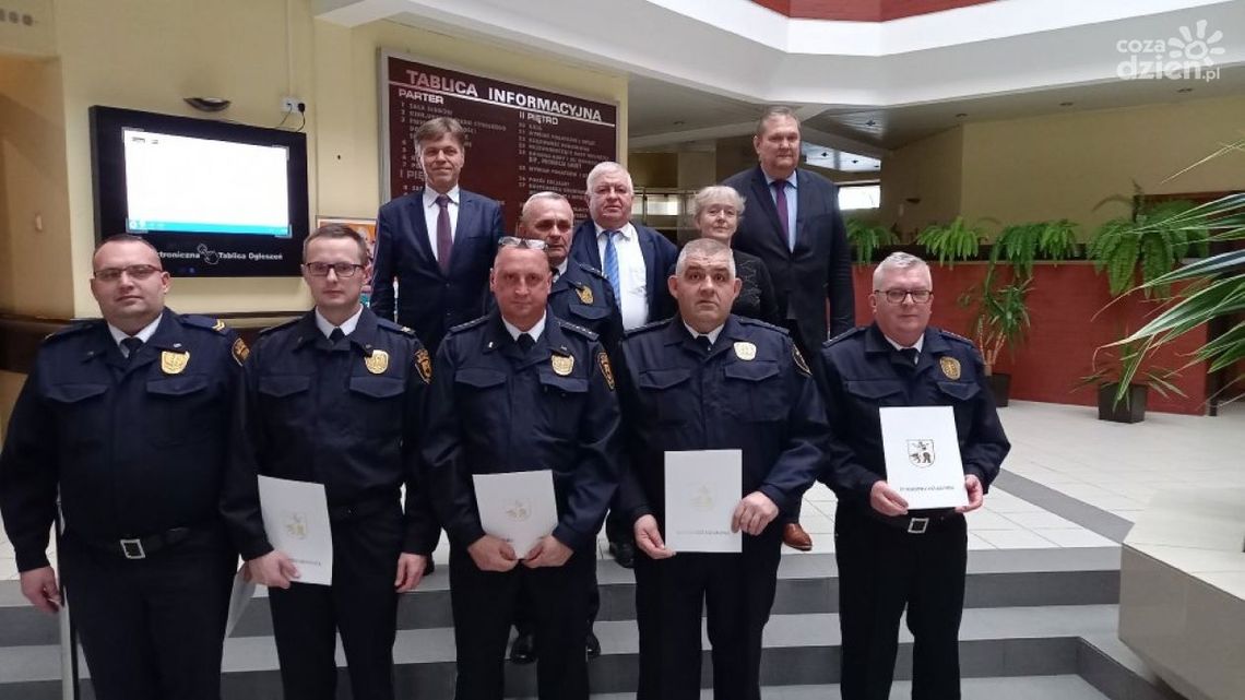 Strażnicy miejscy z Ożarowa świętowali Strażnicy miejscy z Ożarowa świętowali