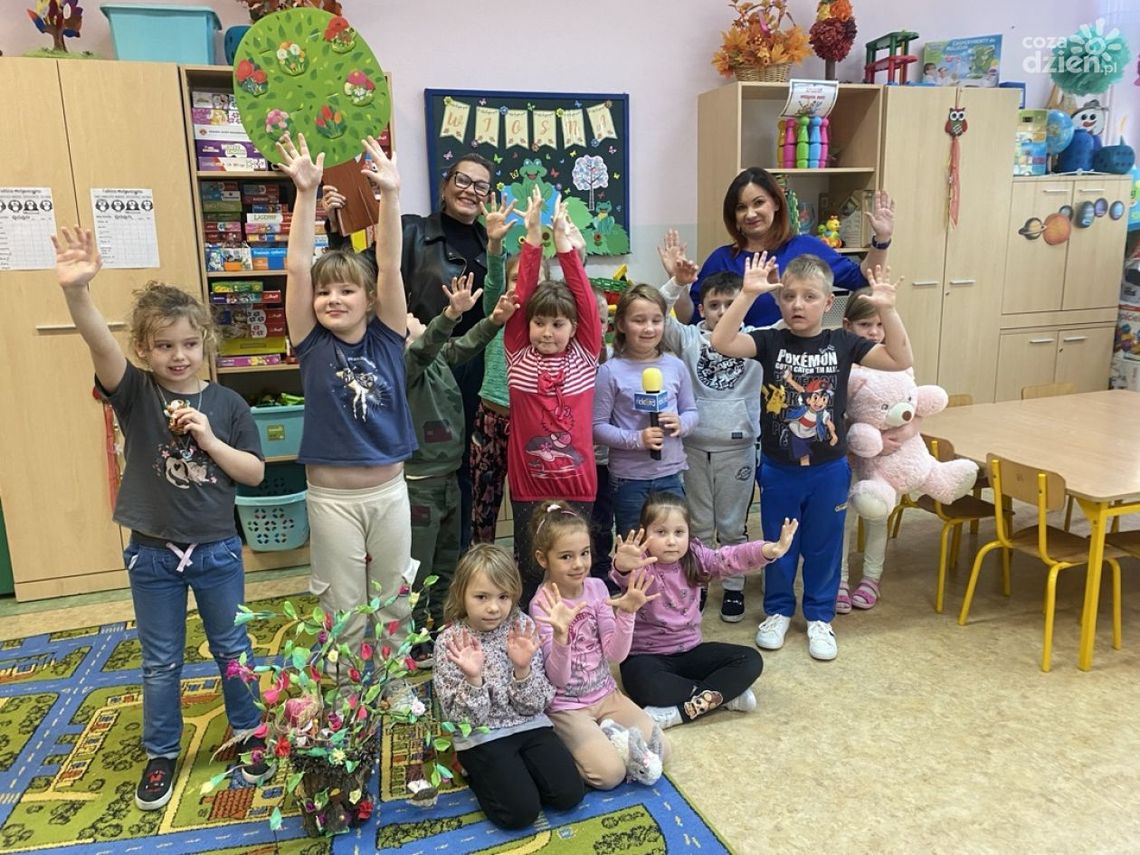 "Strzał w 10-tkę" - mali reporterzy rozmawiają o planecie Ziemi 