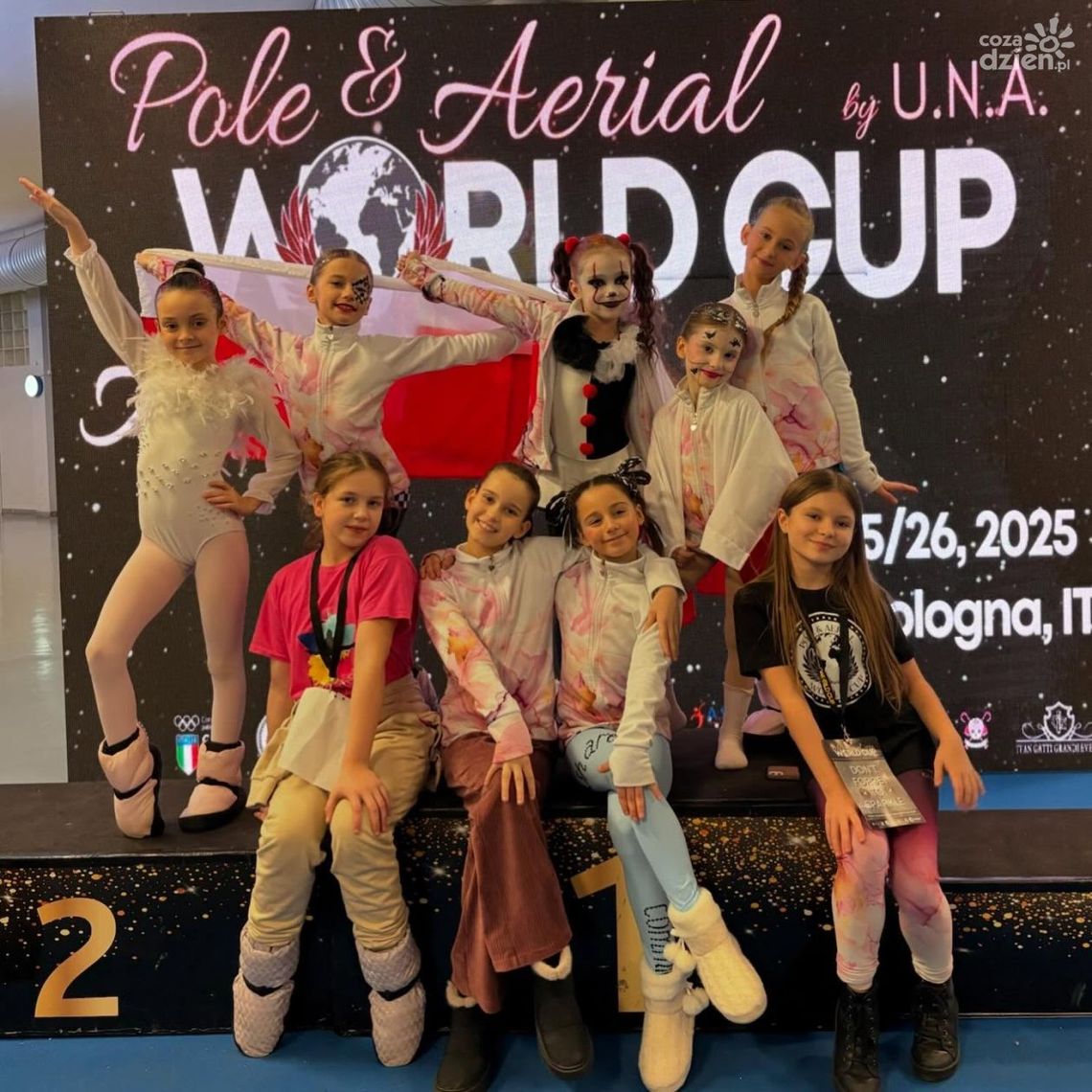 Sukces kieleckich akrobatek na Pucharze Świata w Bolonii Sukces kieleckich akrobatek na Pucharze Świata w Bolonii