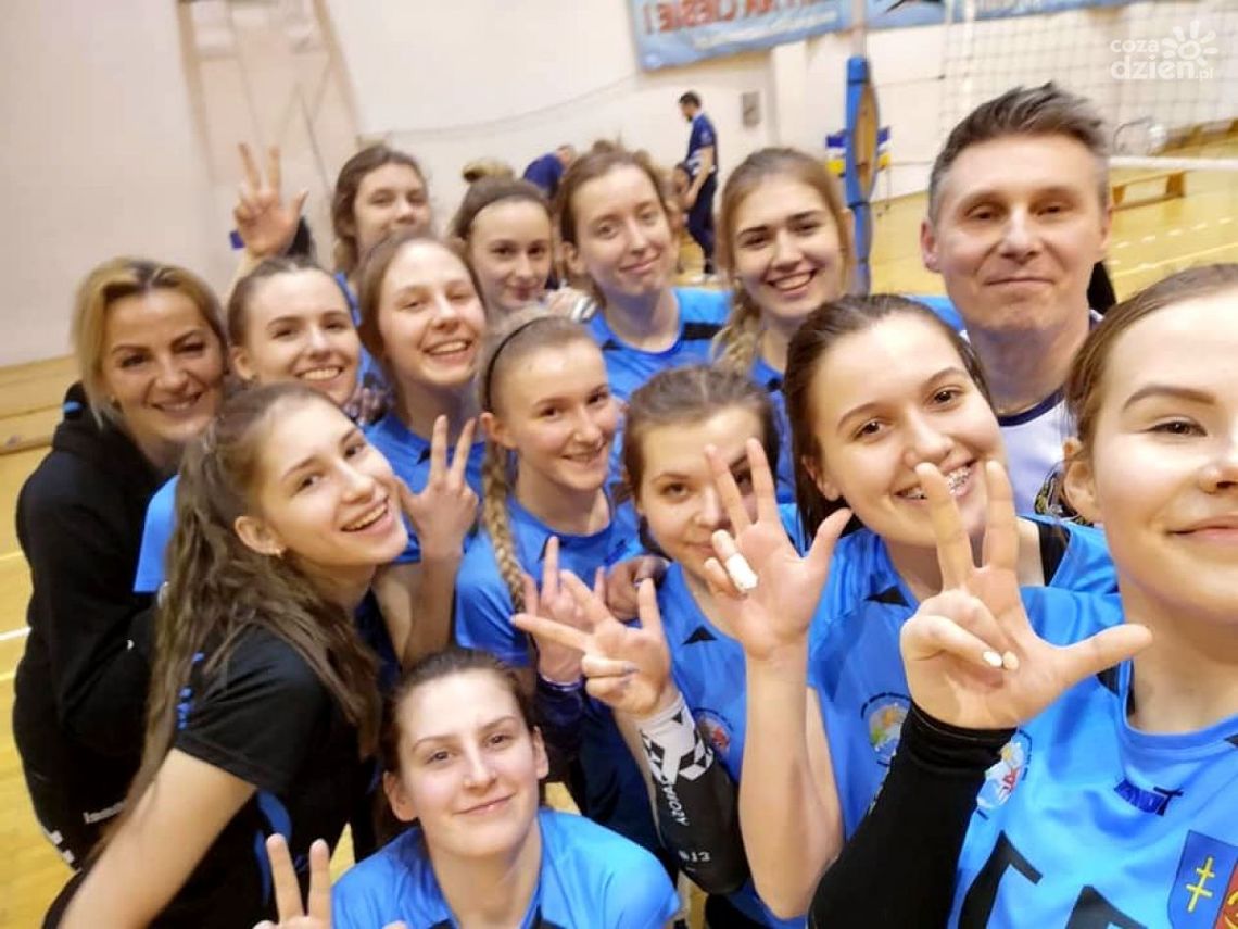 Sukces siatkarek SMS Ostrowiec