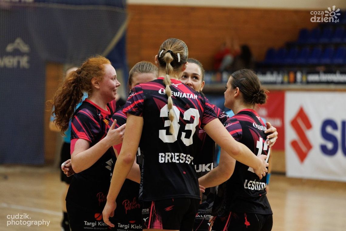 Suzuki Korona Handball Kielce z punktem po emocjonującym meczu w Legnicy Suzuki Korona Handball Kielce z punktem po emocjonującym meczu w Legnicy