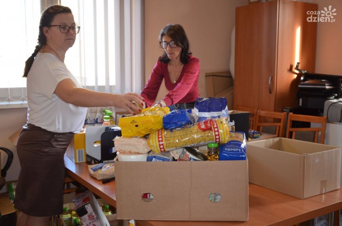 Świąteczna pomoc od GOPS Masłów – wsparcie dla mieszkańców w potrzebie