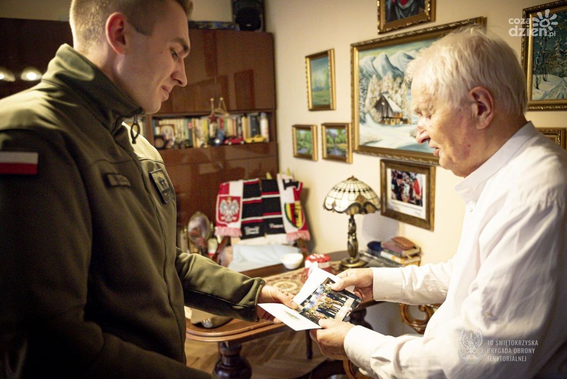 Świąteczna wizyta Świętokrzyskich Terytorialsów u weteranów