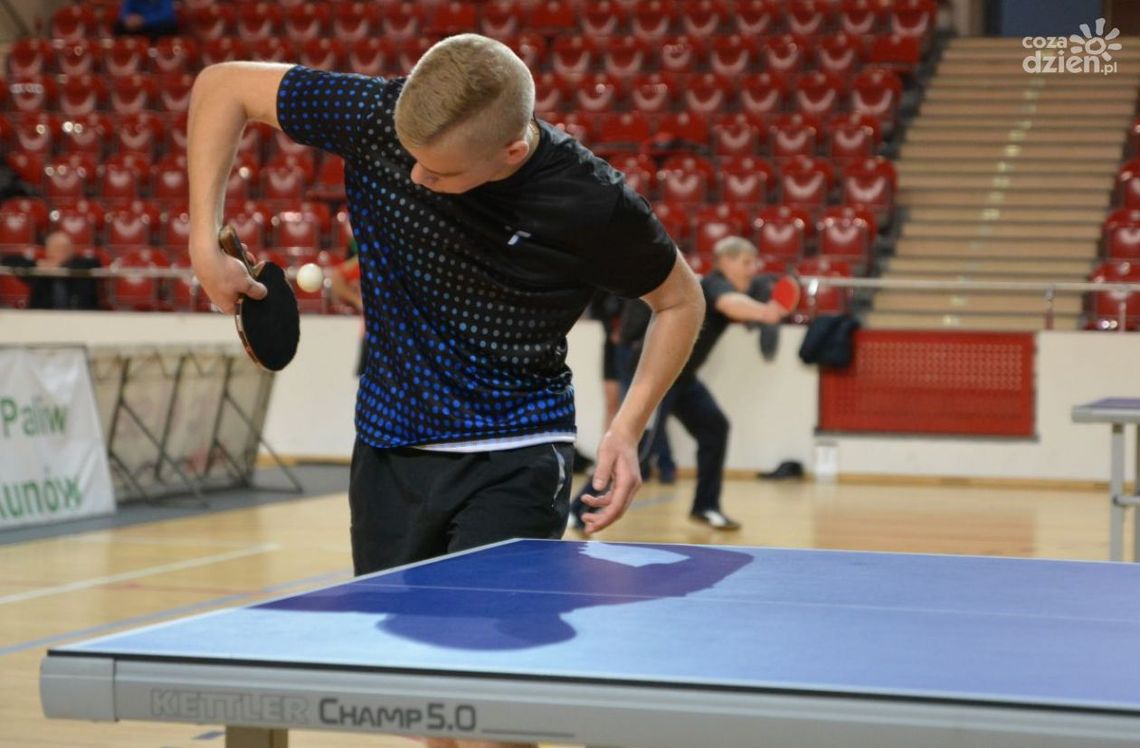 Świąteczno - Noworoczne granie w tenisa stołowego Świąteczno - Noworoczne granie w tenisa stołowego