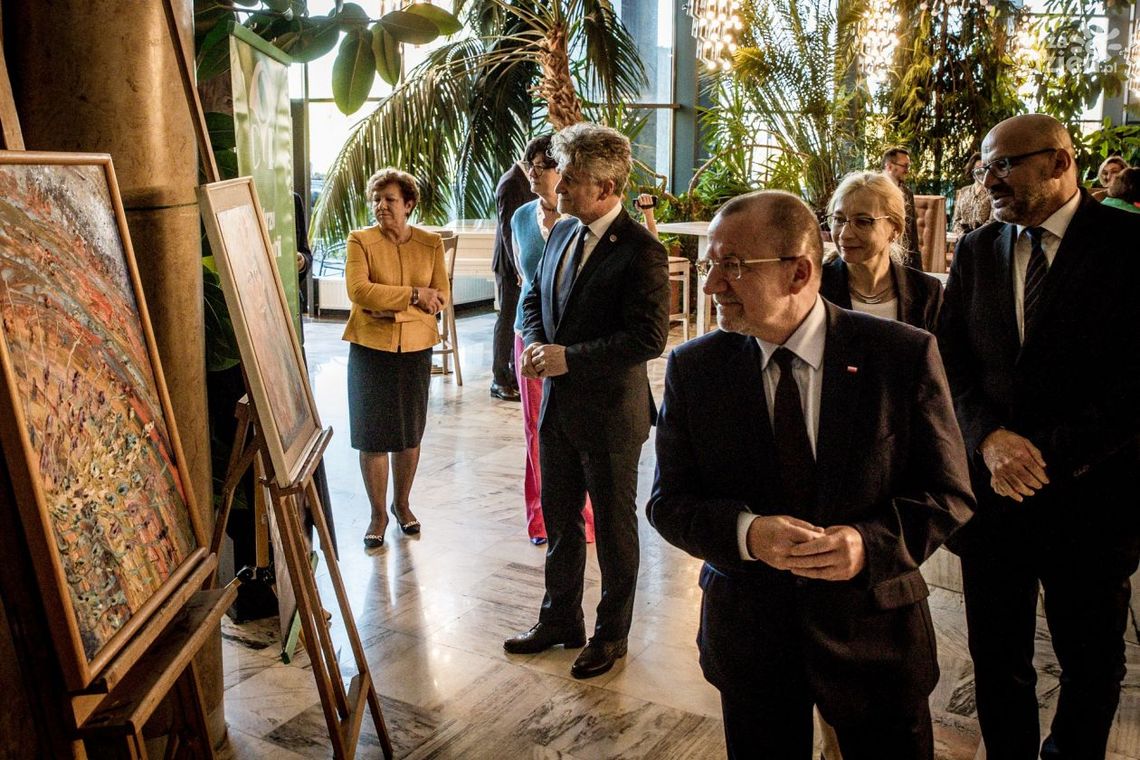 Światowy Dzień Zdrowia Psychicznego. Wyjątkowa wystawa w Kieleckim Centrum Kultury Światowy Dzień Zdrowia Psychicznego. Wyjątkowa wystawa w Kieleckim Centrum Kultury