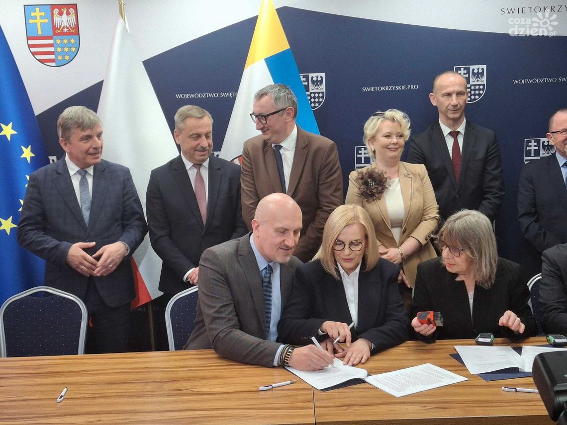 Świętokrzyskie inwestuje miliony w turystykę i kulturę, by zwiększyć atrakcyjność regionu Świętokrzyskie inwestuje miliony w turystykę i kulturę, by zwiększyć atrakcyjność regionu