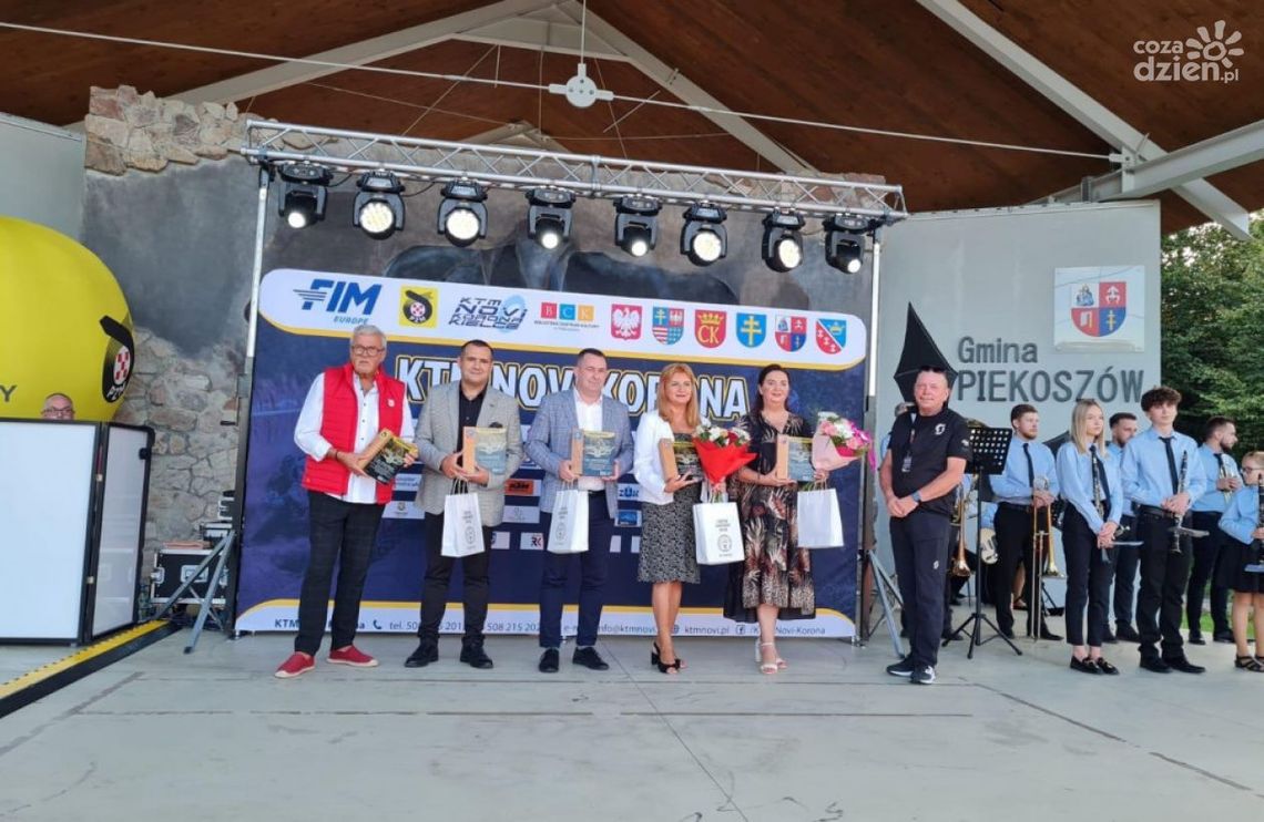 Świętokrzyskie na czołowej linii rajdów. Mistrzostwa Europy Enduro Vintage zainaugurowane w Piekoszowie Świętokrzyskie na czołowej linii rajdów. Mistrzostwa Europy Enduro Vintage zainaugurowane w Piekoszowie