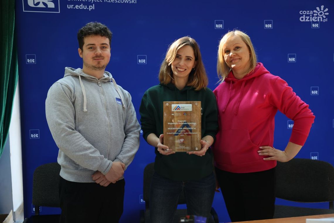 Świętokrzyskie Targi Edukacyjne w Busku-Zdroju – uczelnie, goście i wyróżnienia Świętokrzyskie Targi Edukacyjne w Busku-Zdroju – uczelnie, goście i wyróżnienia