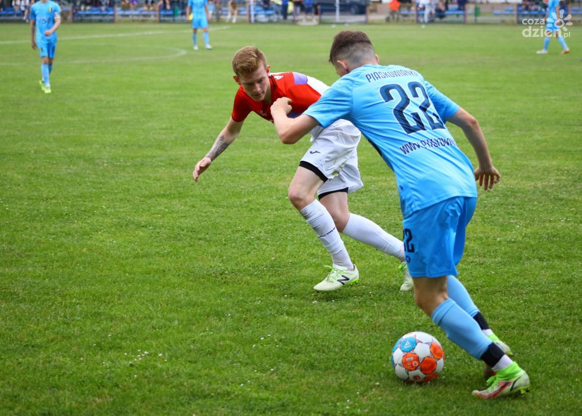 Świt Ćmielów nowym liderem w Klasie Okręgowej
Świt Ćmielów nowym liderem w Klasie Okręgowej