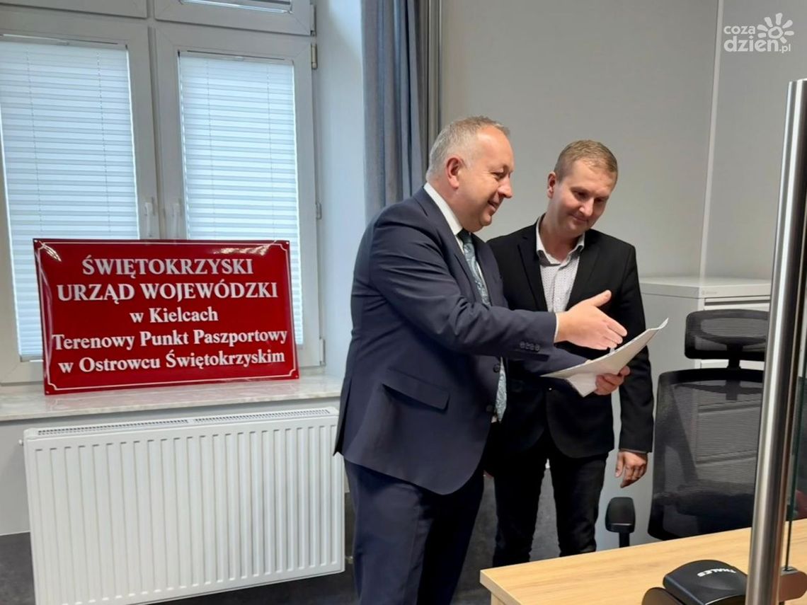 System kolejkowy już działa. Otwarcie punktu paszportowego w Ostrowcu coraz bliżej System kolejkowy już działa. Otwarcie punktu paszportowego w Ostrowcu coraz bliżej
