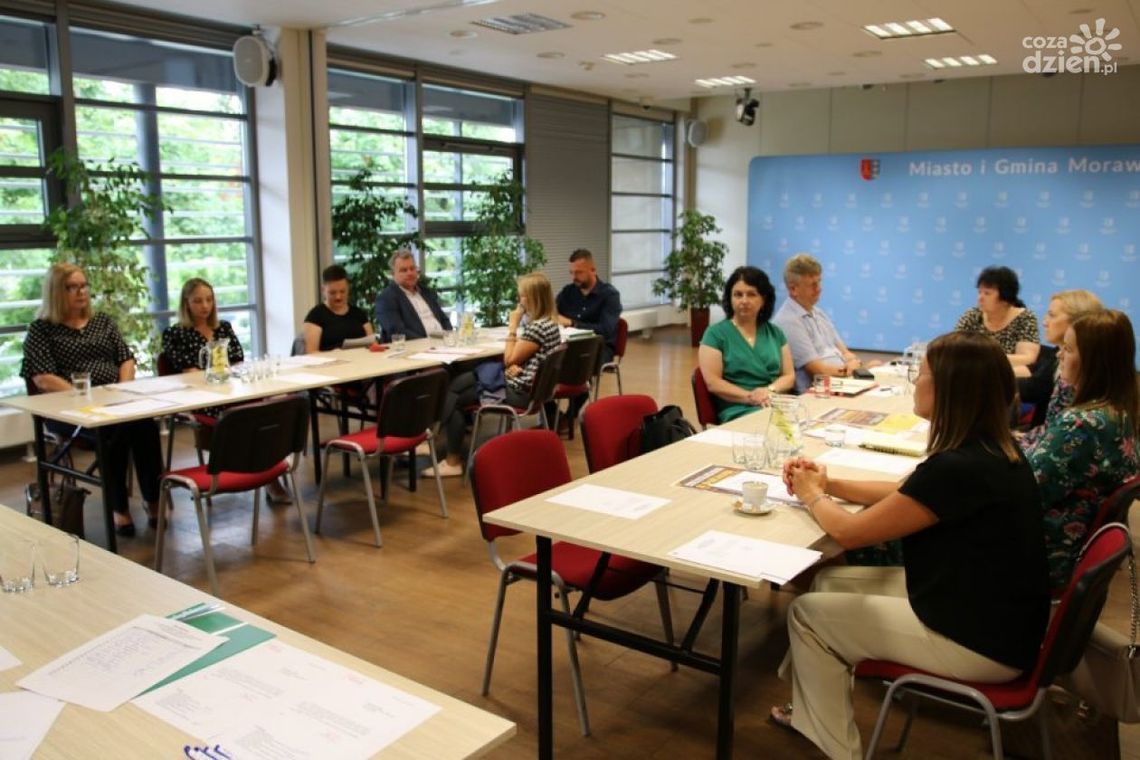 Sytuacja w szkołach gminy Morawica Sytuacja w szkołach gminy Morawica