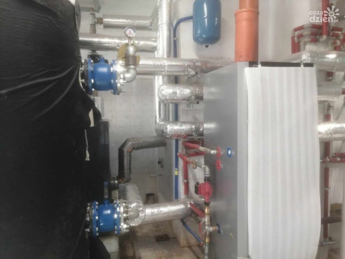 Szkoła w Mąchocicach Kapitulnych po remoncie Szkoła w Mąchocicach Kapitulnych po remoncie