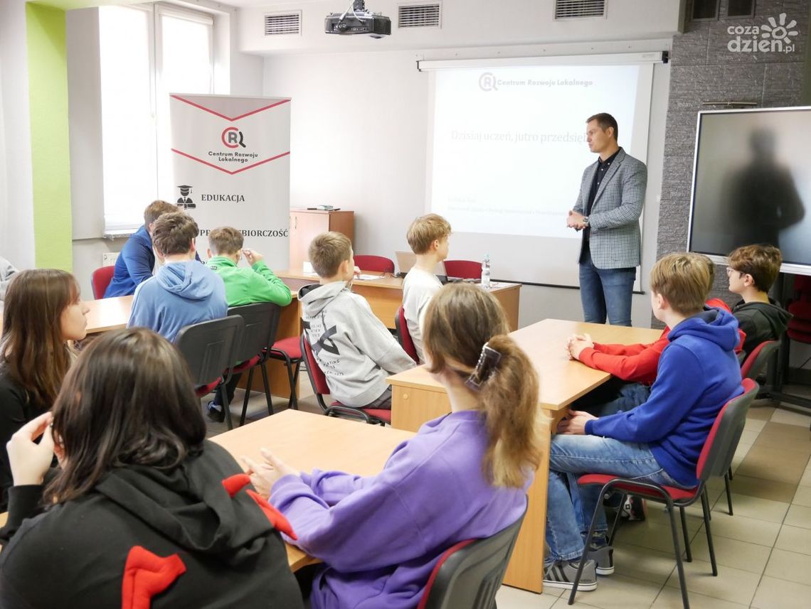 Szkolenia dla młodych przedsiębiorców Szkolenia dla młodych przedsiębiorców