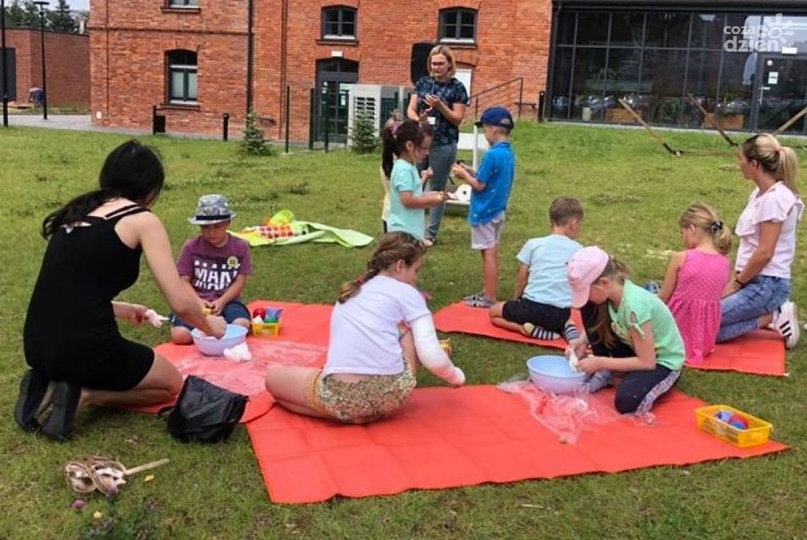 Szukali skarbów Szukali skarbów