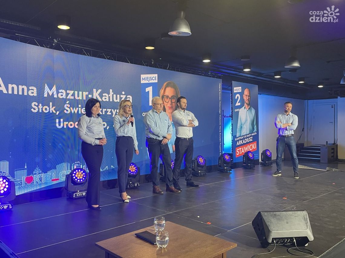 Takiej konwencji Kielce jeszcze nie widziały. Maciej Bursztein z przytupem rozpoczął swoją kampanię (galeria) Takiej konwencji Kielce jeszcze nie widziały. Maciej Bursztein z przytupem rozpoczął swoją kampanię (galeria)