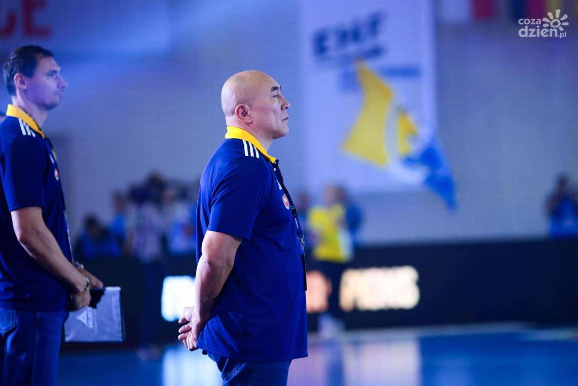 Talant Dujszebajew po porażce z Füchse Berlin: „To moja odpowiedzialność. Musimy patrzeć pozytywnie i walczyć dalej” Talant Dujszebajew po porażce z Füchse Berlin: „To moja odpowiedzialność. Musimy patrzeć pozytywnie i walczyć dalej”