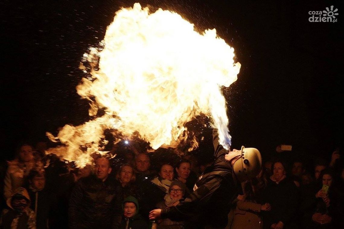 Taraban w Iwaniskach i bziuki w Koprzywnicy powracają po covidowej przerwie Taraban w Iwaniskach i bziuki w Koprzywnicy powracają po covidowej przerwie