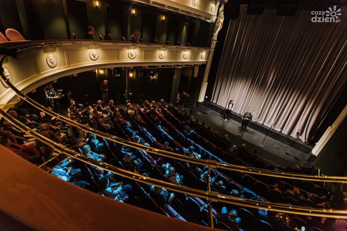 Teatr im. Stefana Żeromskiego w Kielcach zaprasza na kreatywne warsztaty i literacką grę miejską Teatr im. Stefana Żeromskiego w Kielcach zaprasza na kreatywne warsztaty i literacką grę miejską