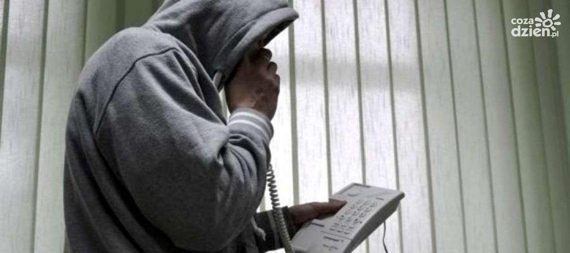 Telefon, który kosztował 90 tysięcy złotych. Senior oszukany metodą „na wnuczka” Telefon, który kosztował 90 tysięcy złotych. Senior oszukany metodą „na wnuczka”