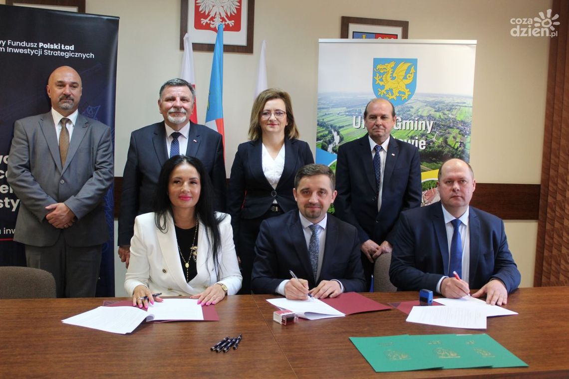 Termomodernizacja urzędu i 4 świetlice - to kolejne zadania jakie zrealizowane zostaną w Bałtowie z Polskiego Ładu Termomodernizacja urzędu i 4 świetlice - to kolejne zadania jakie zrealizowane zostaną w Bałtowie z Polskiego Ładu