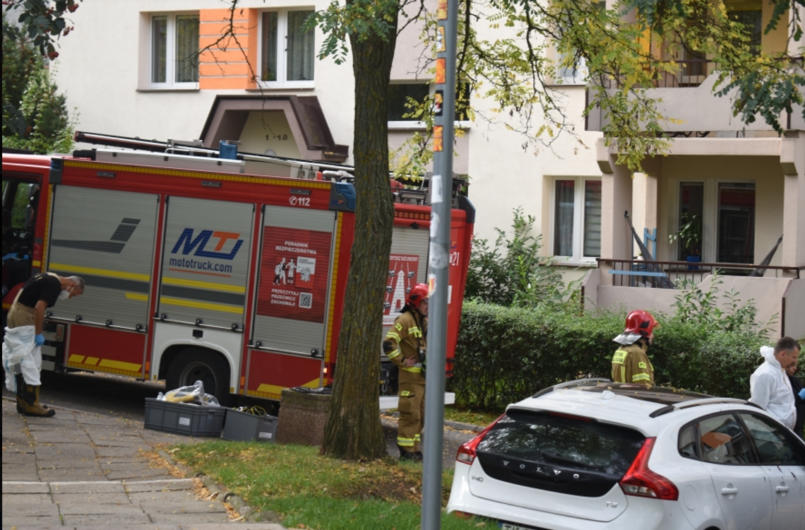 Tragedia w Kielcach. Nie żyje czteroosobowa rodzina. Prokuratura przedstawia wstępną hipotezę Tragedia w Kielcach. Nie żyje czteroosobowa rodzina. Prokuratura przedstawia wstępną hipotezę