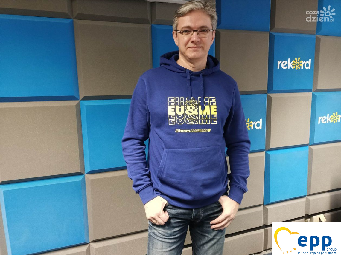 Tranzyt zboża z Ukrainy musi być uregulowany przez Unię Europejską ale z poszanowaniem interesów polskich rolników Tranzyt zboża z Ukrainy musi być uregulowany przez Unię Europejską ale z poszanowaniem interesów polskich rolników