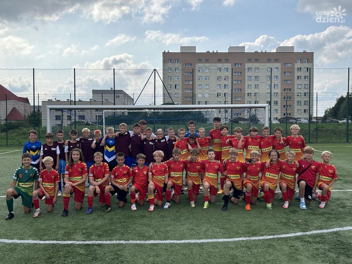 Treningi, mecze kontrolne i obóz - przygotowania KKP Korona 2012 do sezonu ligowego Treningi, mecze kontrolne i obóz - przygotowania KKP Korona 2012 do sezonu ligowego