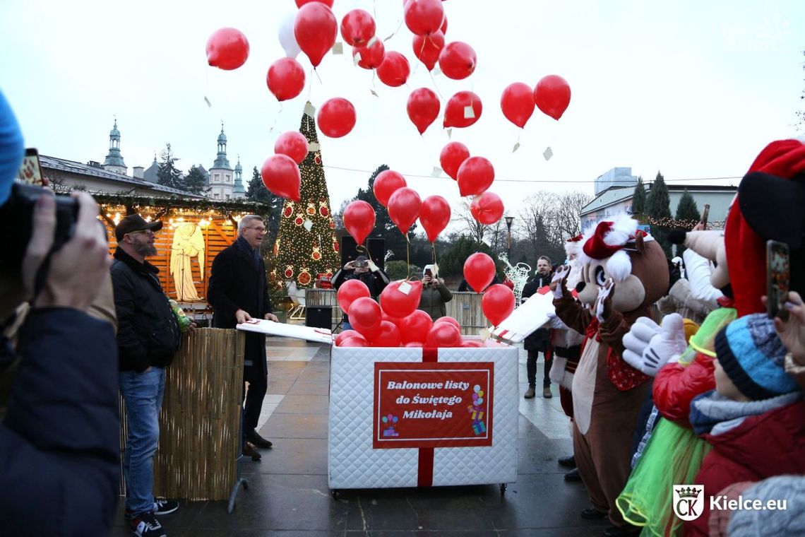 Trwa Jarmark Bożonarodzenowy w Kielcach