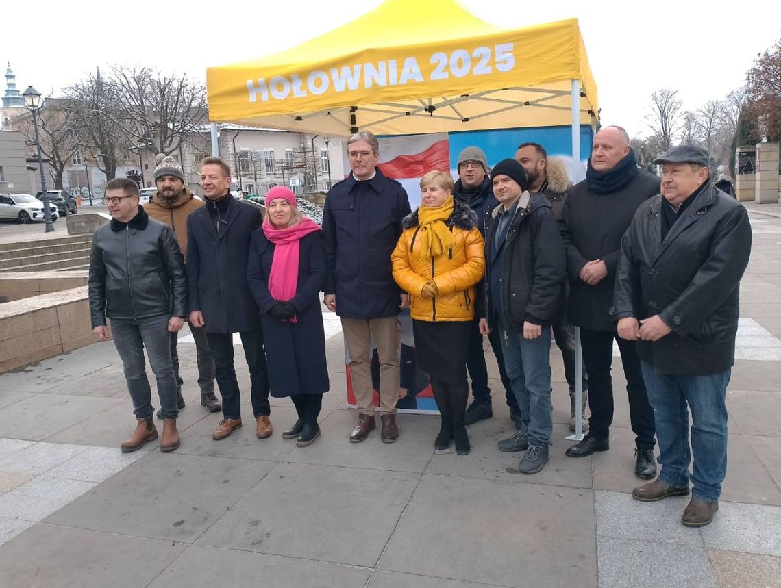 Trwa zbiórka podpisów dla Szymona Hołowni w województwie świętokrzyskim Trwa zbiórka podpisów dla Szymona Hołowni w województwie świętokrzyskim