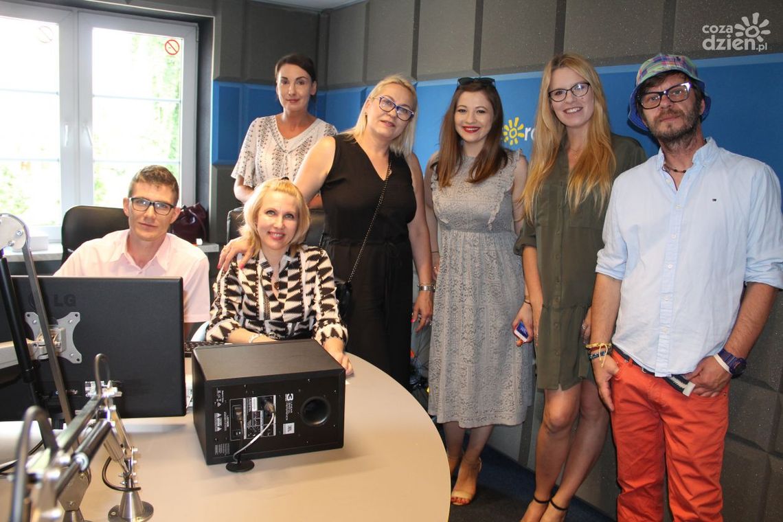 Trwają drugie urodziny Radia Rekord 89,6 FM (zdjęcia) Trwają drugie urodziny Radia Rekord 89,6 FM (zdjęcia)