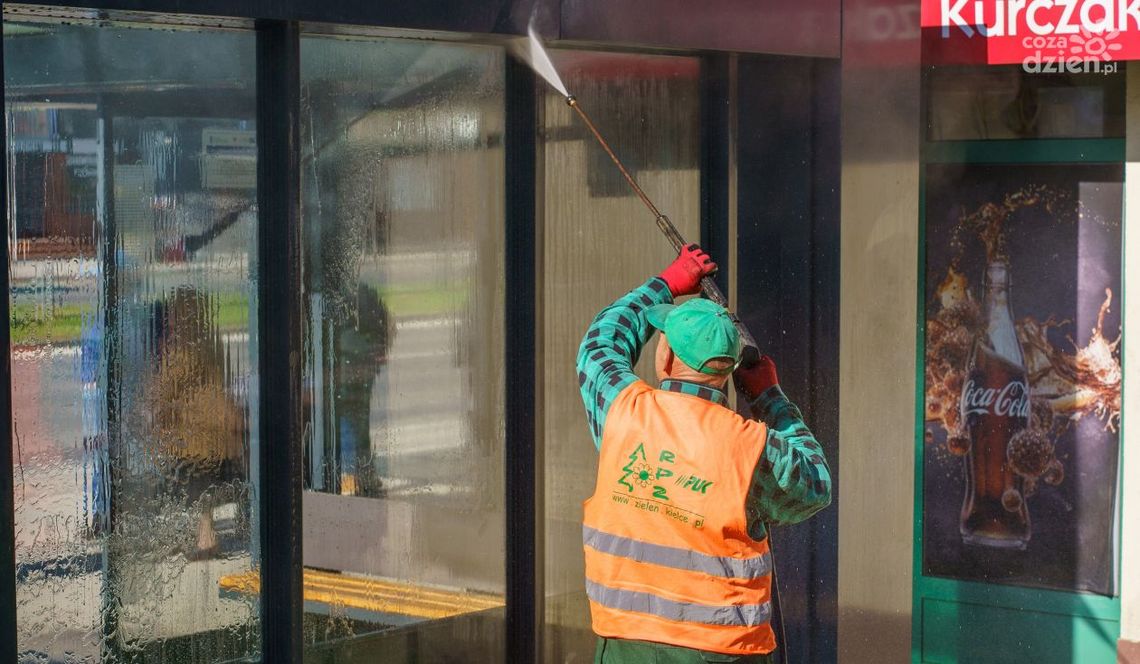 Trwają wiosenne porządki na kieleckich ulicach