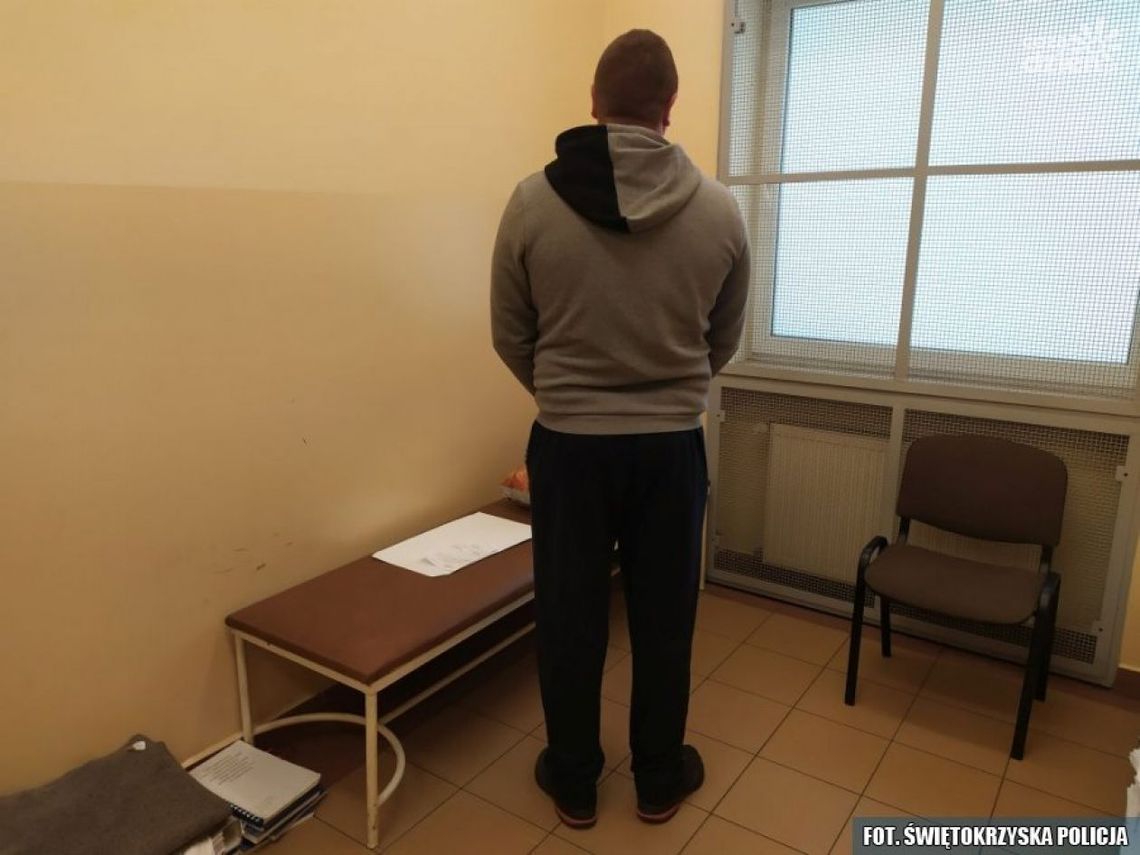 Trzech poszukiwanych trafiło za kraty Trzech poszukiwanych trafiło za kraty