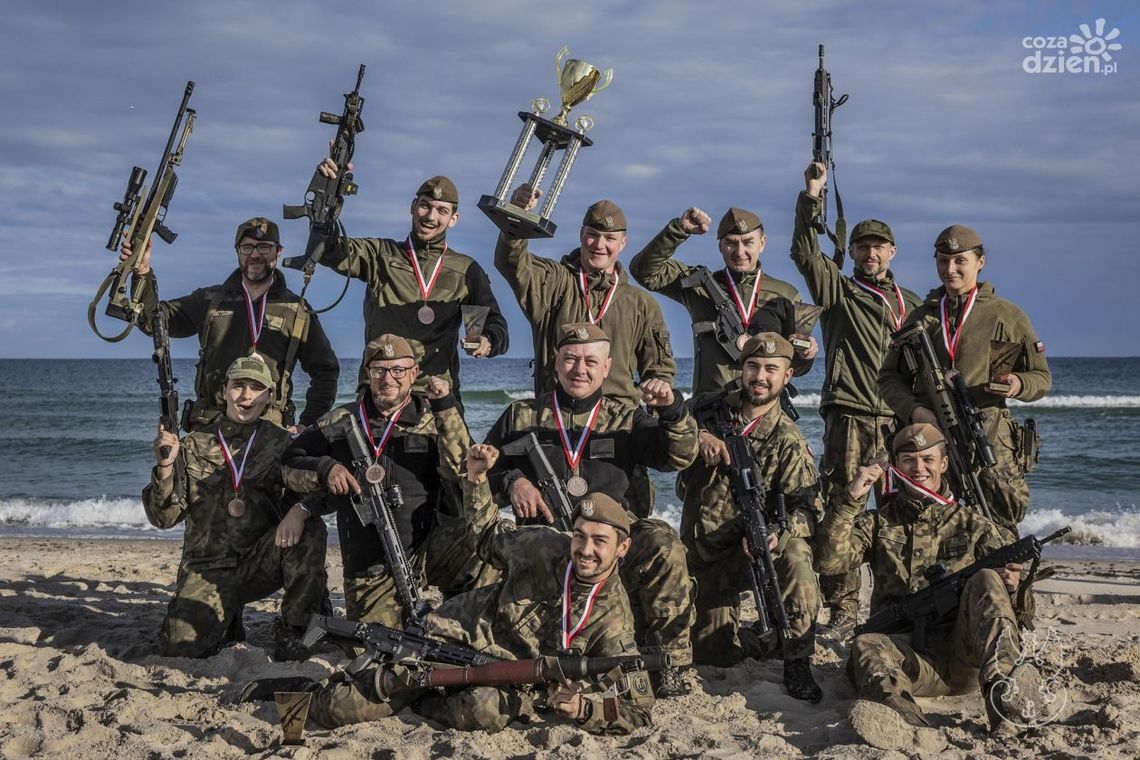 Trzecie miejsce Świętokrzyskich Terytorialsów w zawodach w Ustce Trzecie miejsce Świętokrzyskich Terytorialsów w zawodach w Ustce