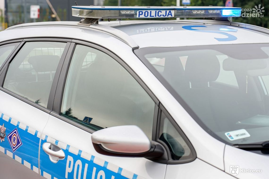 Trzy auta zderzyły się, nie ma ofiar Trzy auta zderzyły się, nie ma ofiar