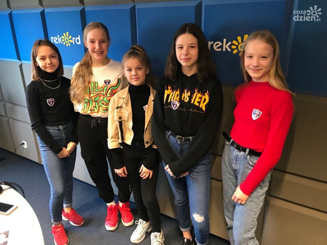 Uczennice PSP nr 4: Dziennikarstwo - to nas kręci!